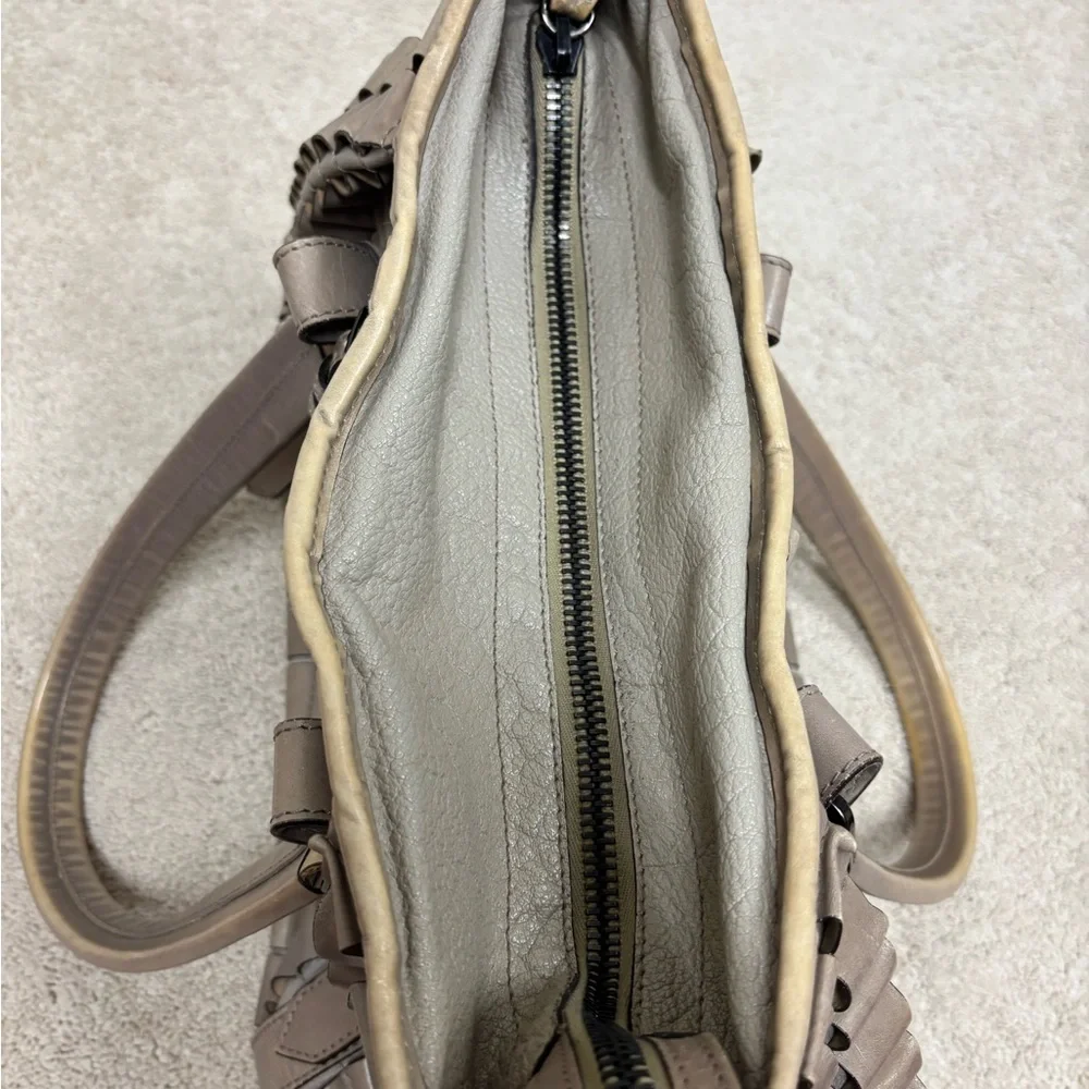 Burberry Cartridge Pleat Tote bag - Picture 7 of 10